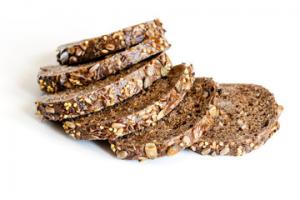 Consommer du pain aux c&eacute;r&eacute;ales&nbsp;fait-il grossir&nbsp;?

En lui-m&ecirc;me, aucun aliment ne fait maigrir puisque sa d&eacute;finition